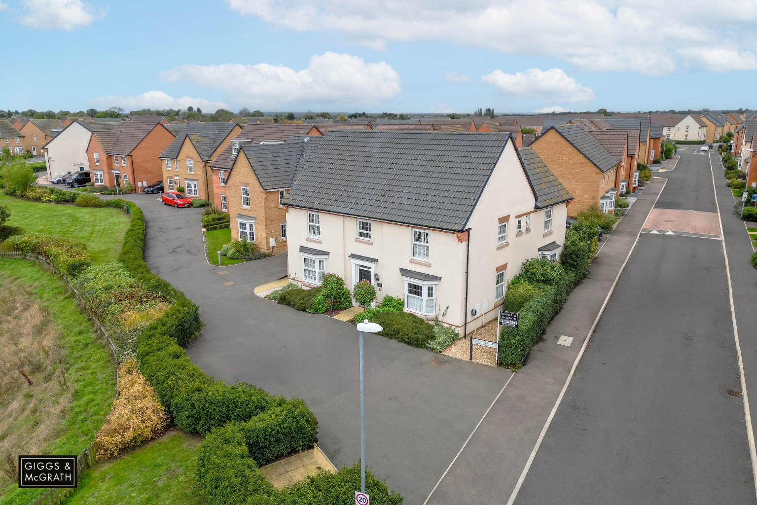 5 bed detached house for sale in Collinson Crescent, Huntingdon  - Property Image 23