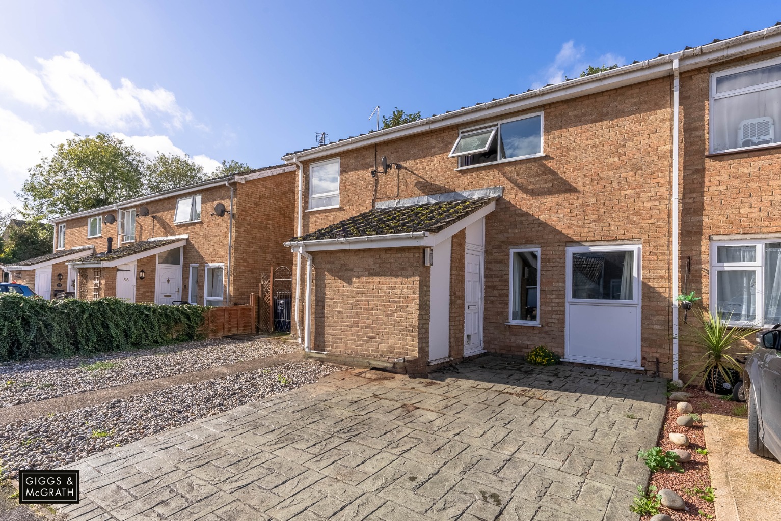 3 bed terraced house for sale in Bottels Road, Huntingdon  - Property Image 1