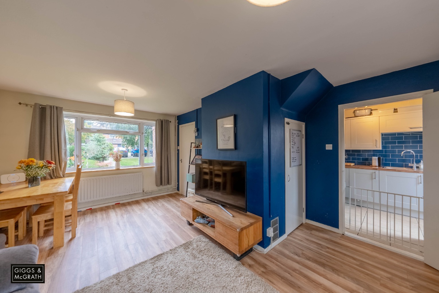 2 bed end of terrace house for sale in Bath Crescent, Huntingdon 4