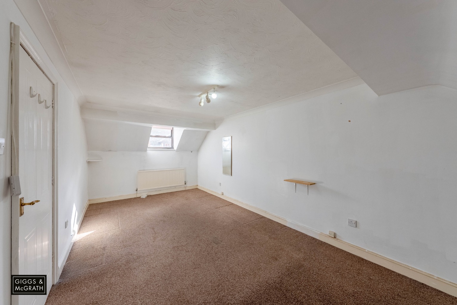 3 bed terraced house for sale in Robbs Walk, St. Ives 9
