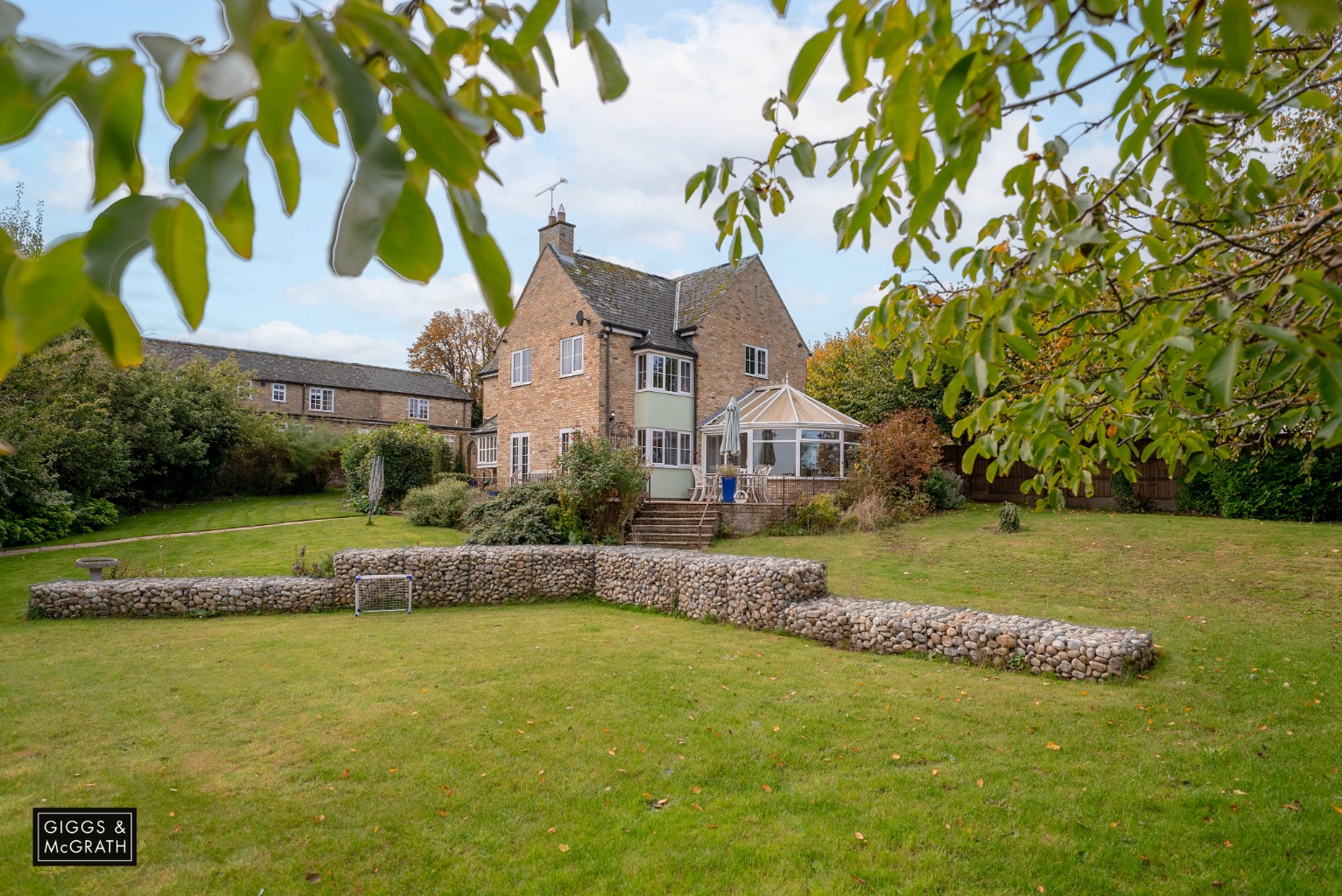 5 bed detached house for sale in Blacksmiths Lane, Huntingdon  - Property Image 23