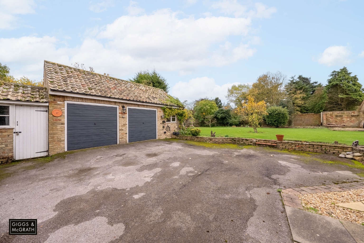 5 bed detached house for sale in High Street, Huntingdon  - Property Image 30