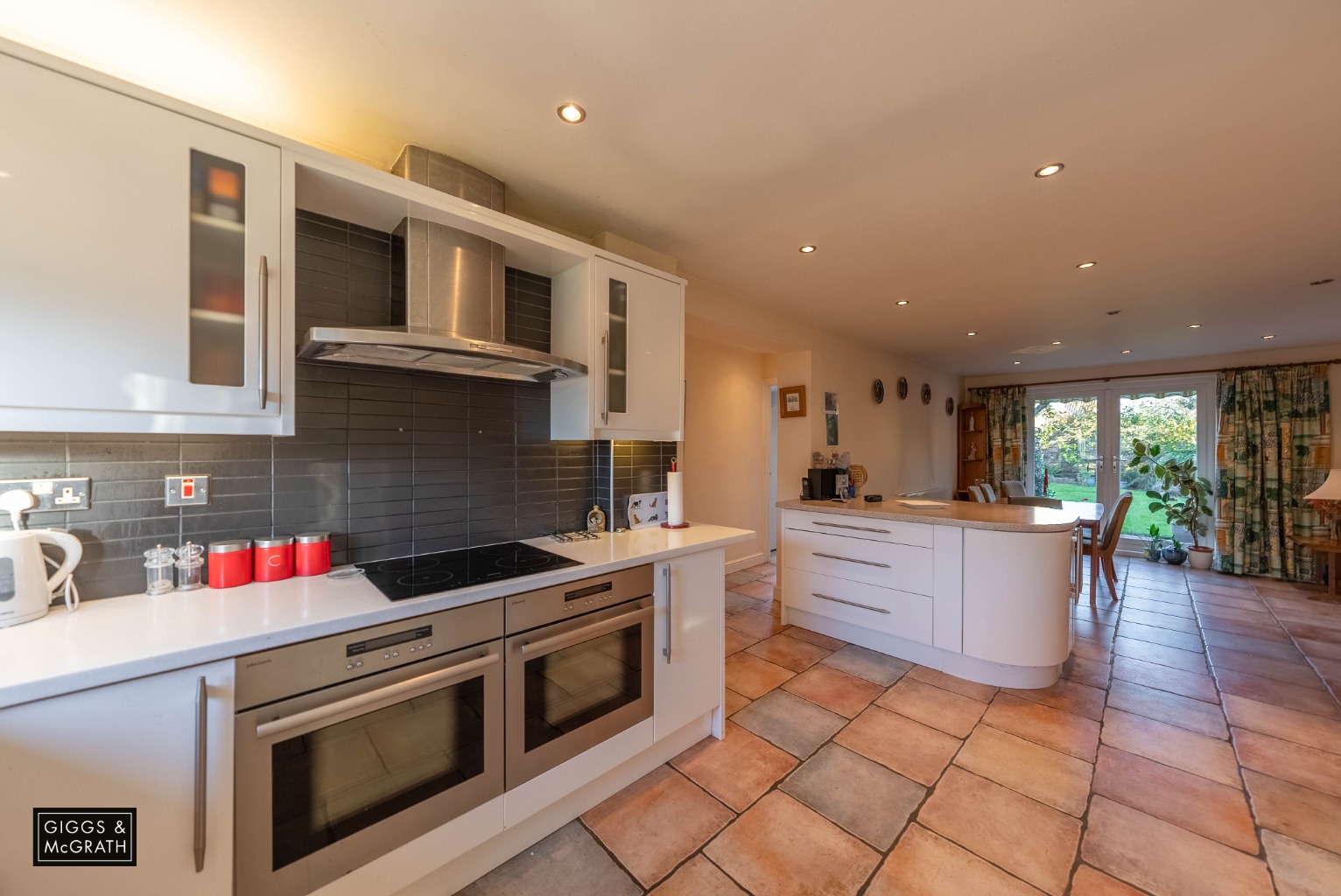 4 bed detached house for sale in Crane Close, Huntingdon  - Property Image 3