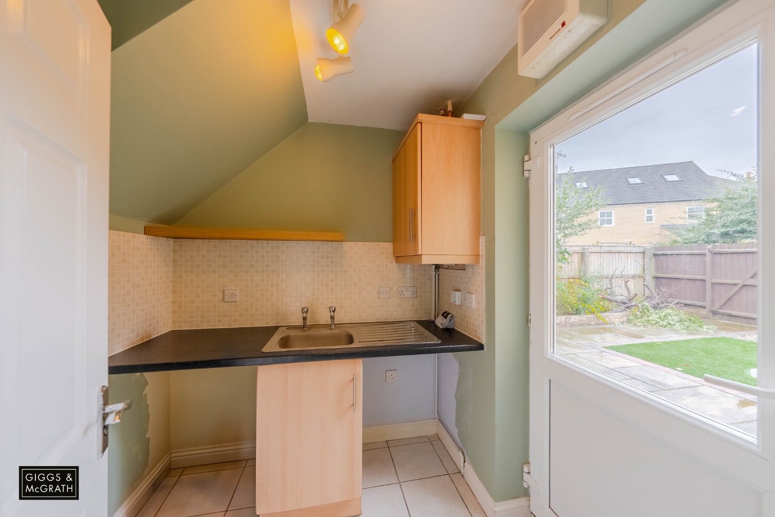 4 bed semi-detached house for sale in Christie Drive, Huntingdon 6