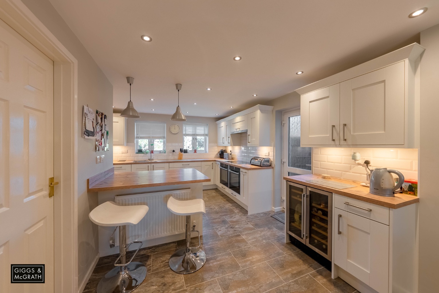 4 bed detached house for sale in Provence Road, Huntingdon 2