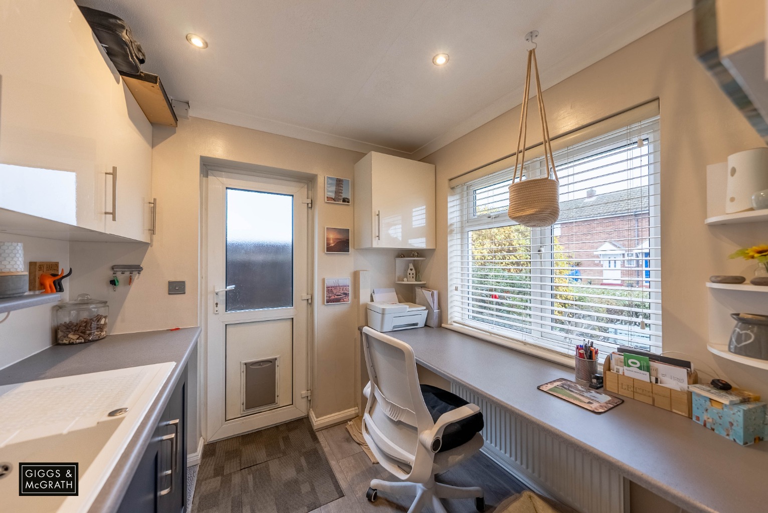 2 bed semi-detached house for sale in Belle Isle Crescent, Huntingdon 4