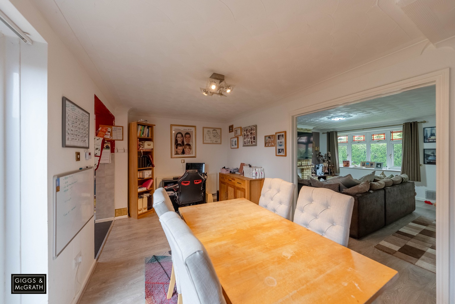 3 bed end of terrace house for sale in Prospero Way, Huntingdon  - Property Image 6