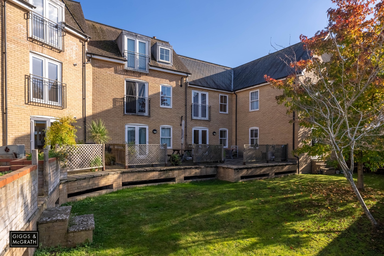 2 bed flat for sale in Ramsey Road, Cambridgeshire  - Property Image 1