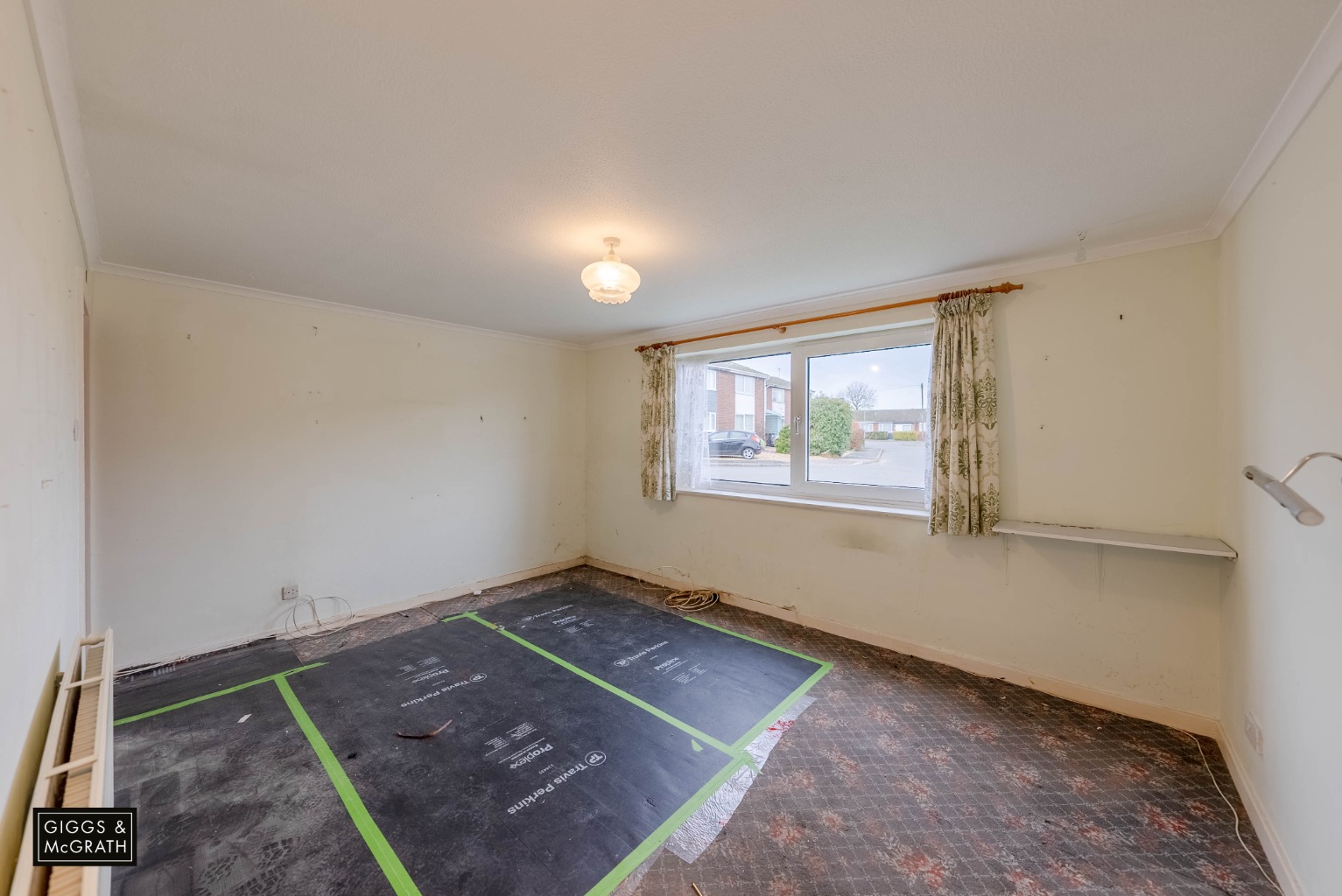 2 bed semi-detached house for sale in Lancelot Way, Huntingdon  - Property Image 3