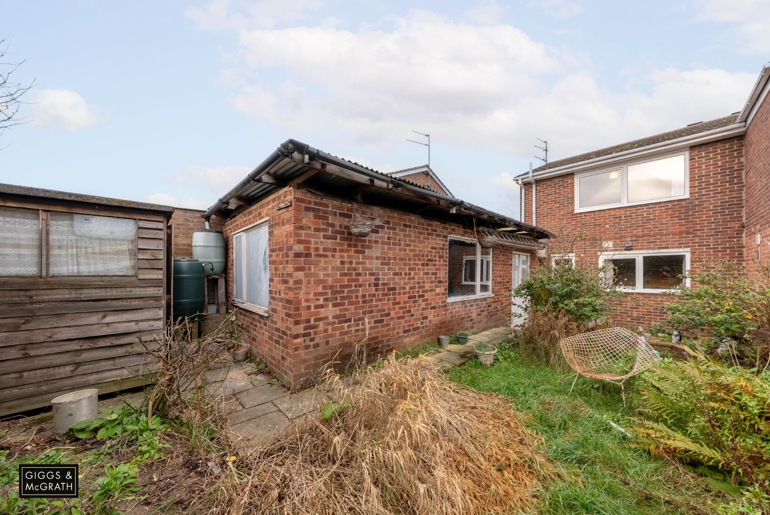 2 bed semi-detached house for sale in Lancelot Way, Huntingdon 11