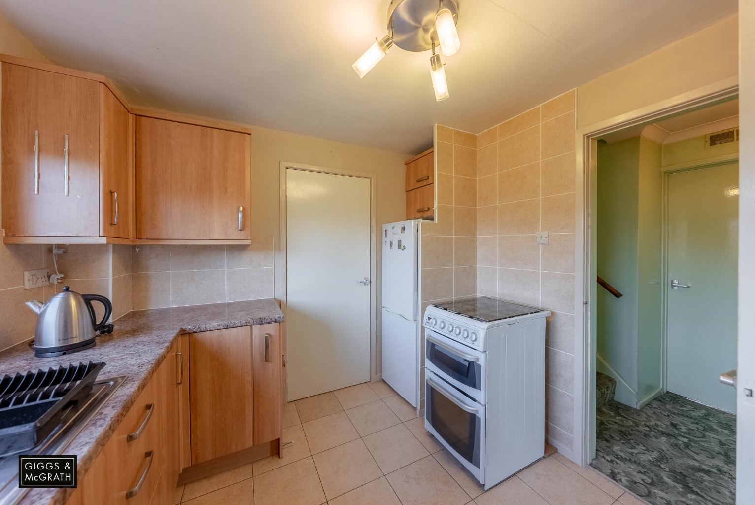 3 bed semi-detached house for sale in Greenfields, Huntingdon 5