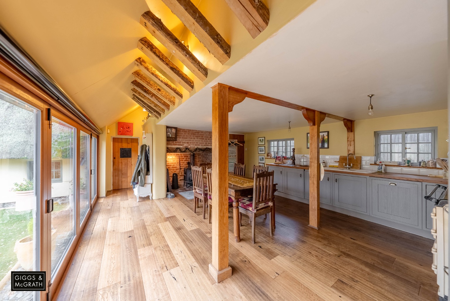 2 bed detached house for sale in The Green, Huntingdon 5