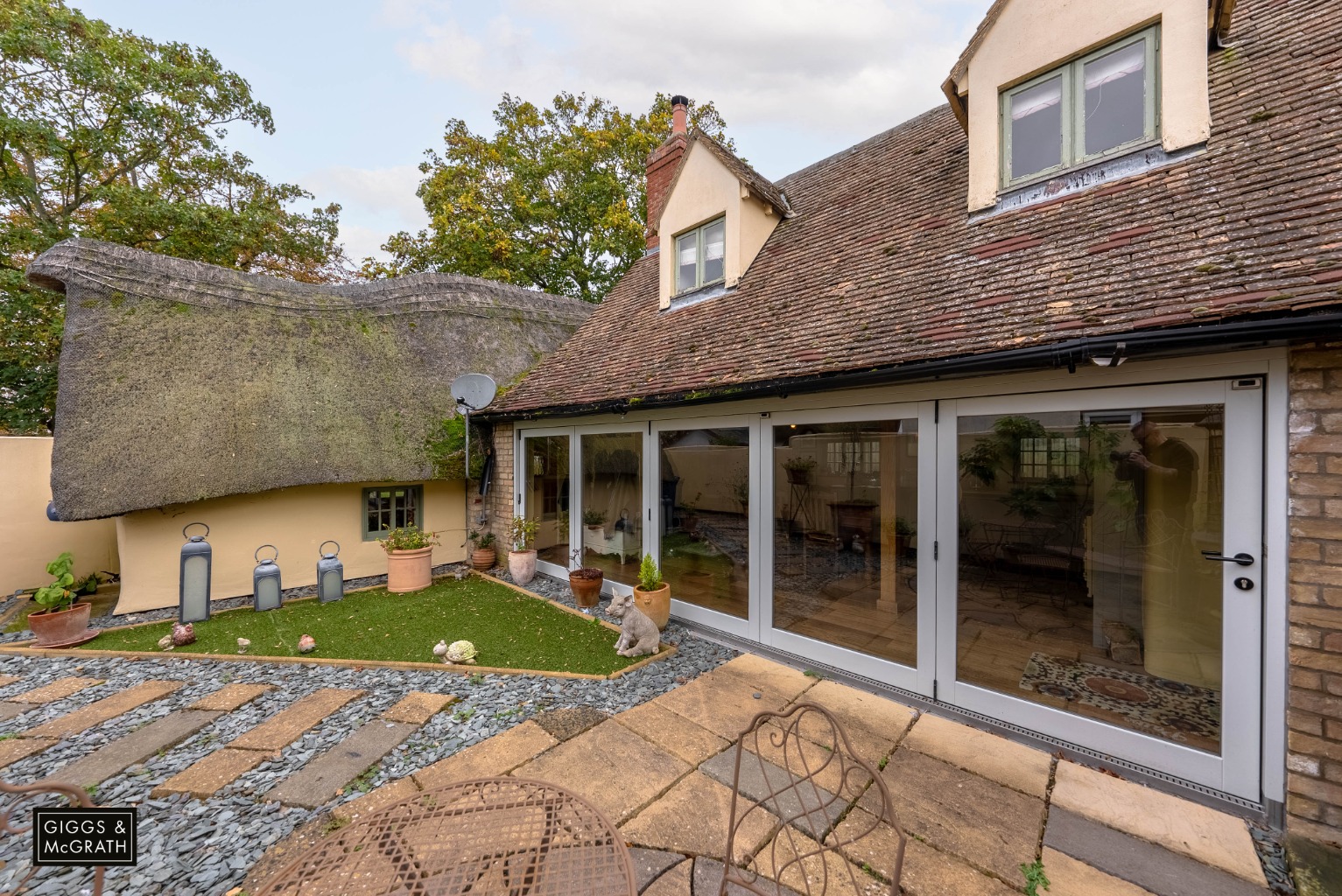 2 bed detached house for sale in The Green, Huntingdon 21