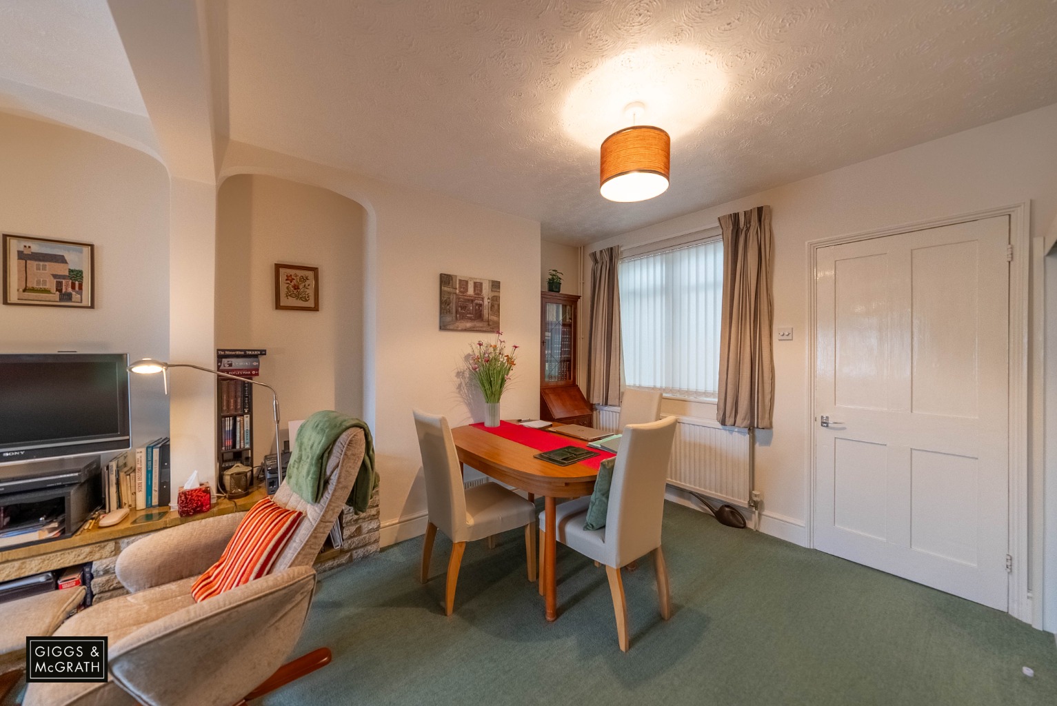 2 bed end of terrace house for sale in Sapley Road, Huntingdon 2