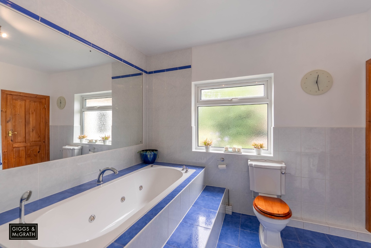 3 bed detached bungalow for sale in Colne Road, Huntingdon 8