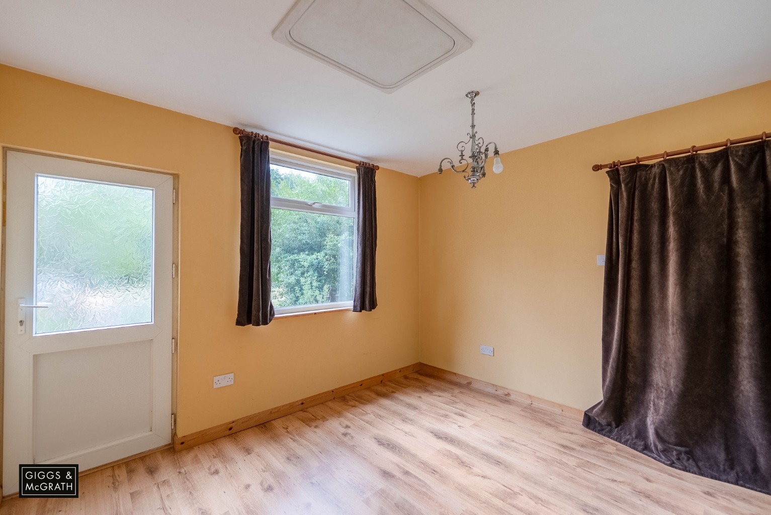 3 bed detached bungalow for sale in Colne Road, Huntingdon  - Property Image 8