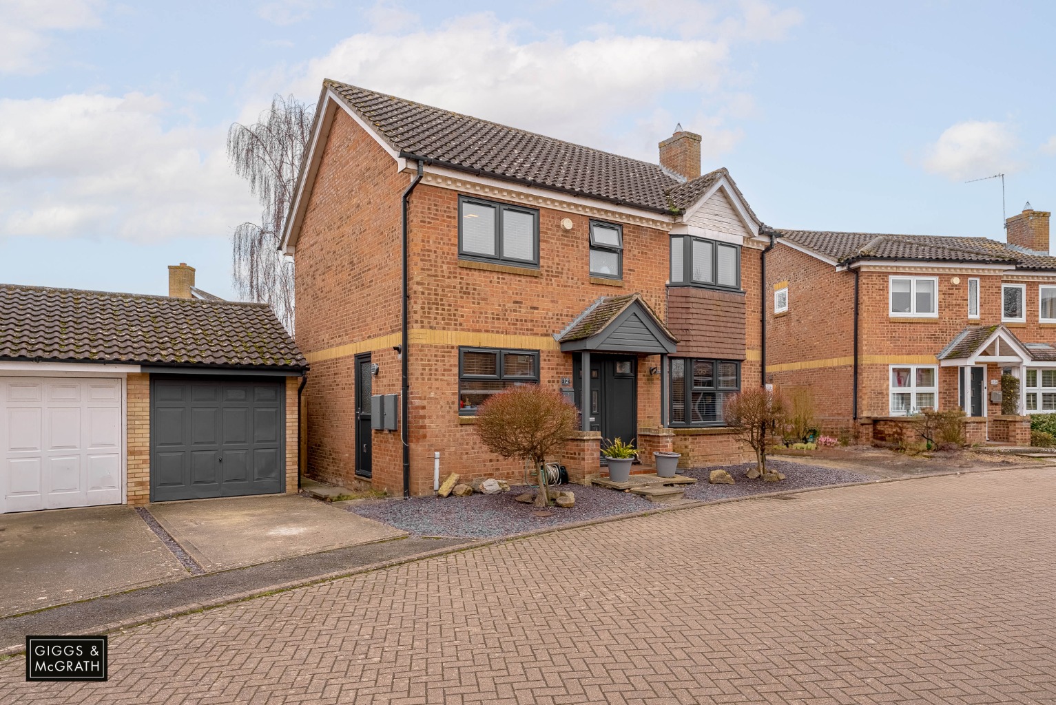 4 bed detached house for sale in Cranfield Place, Huntingdon  - Property Image 1