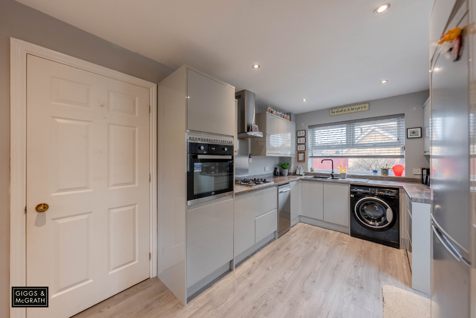 4 bed detached house for sale in Cranfield Place, Huntingdon  - Property Image 2