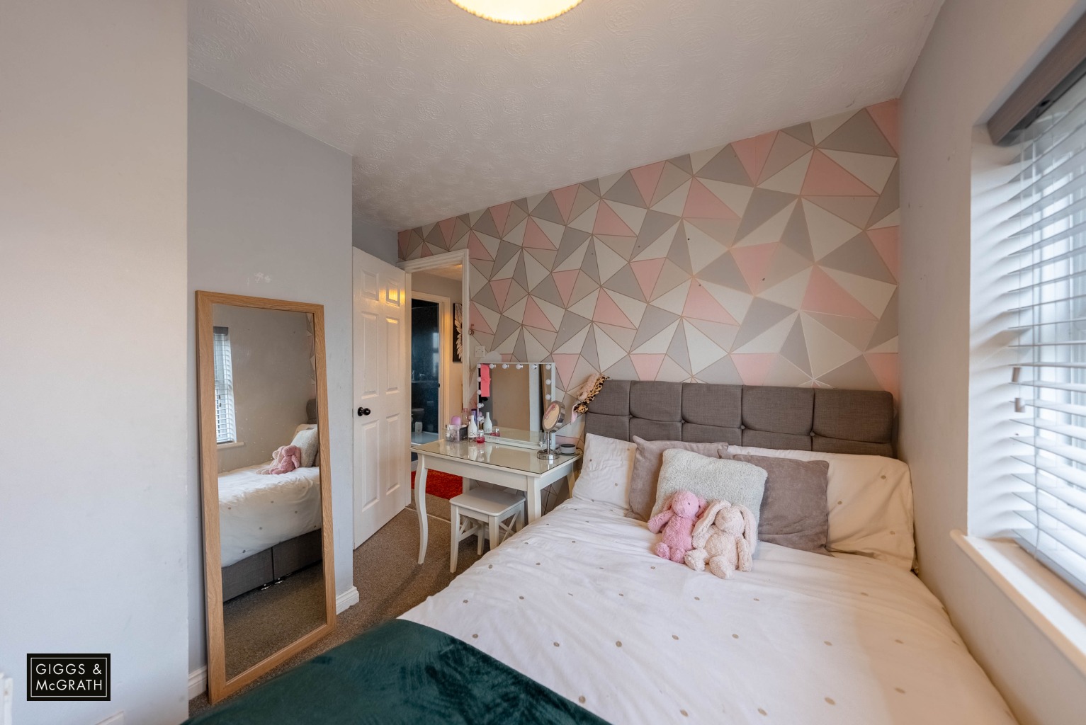 4 bed detached house for sale in Cranfield Place, Huntingdon  - Property Image 14