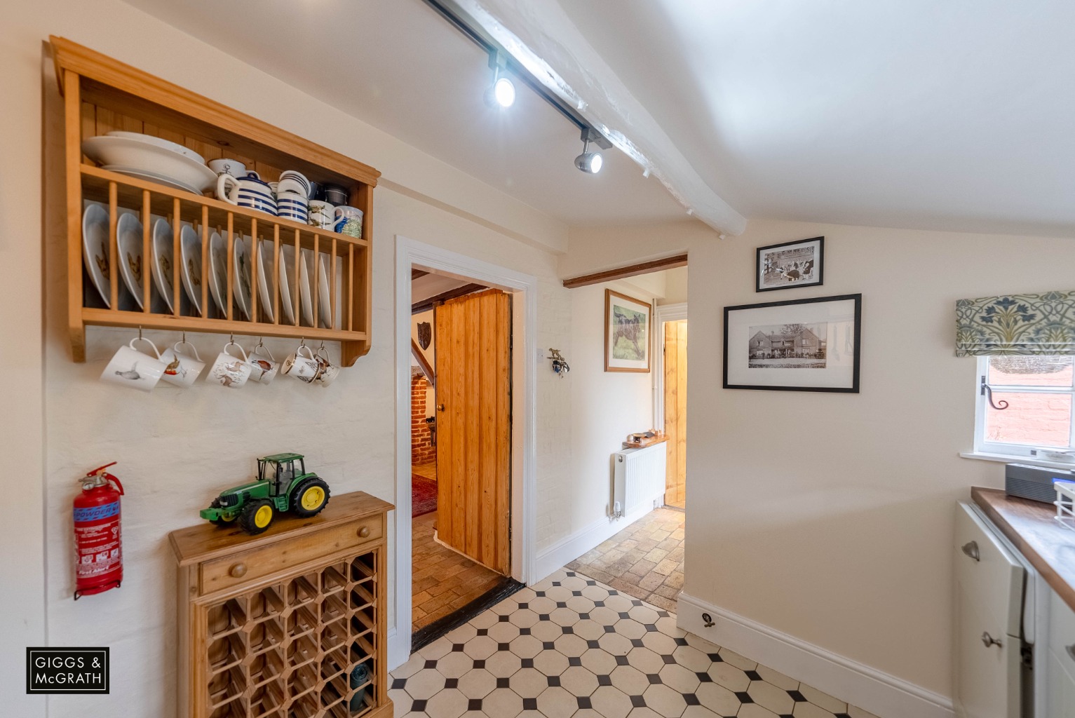 1 bed cottage for sale in East Street, Huntingdon  - Property Image 7