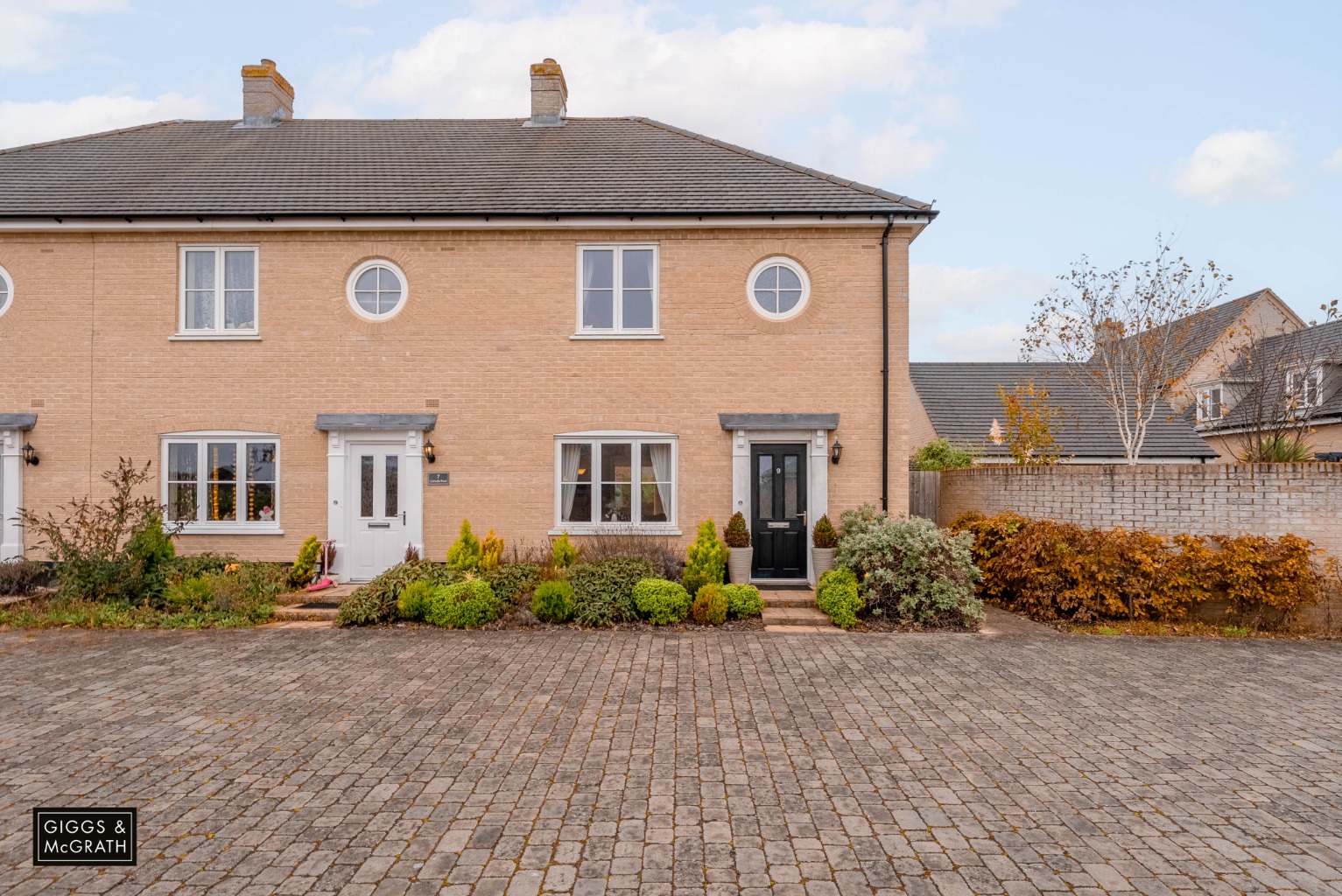 3 bed end of terrace house for sale in Carnaile Road, Huntingdon  - Property Image 1