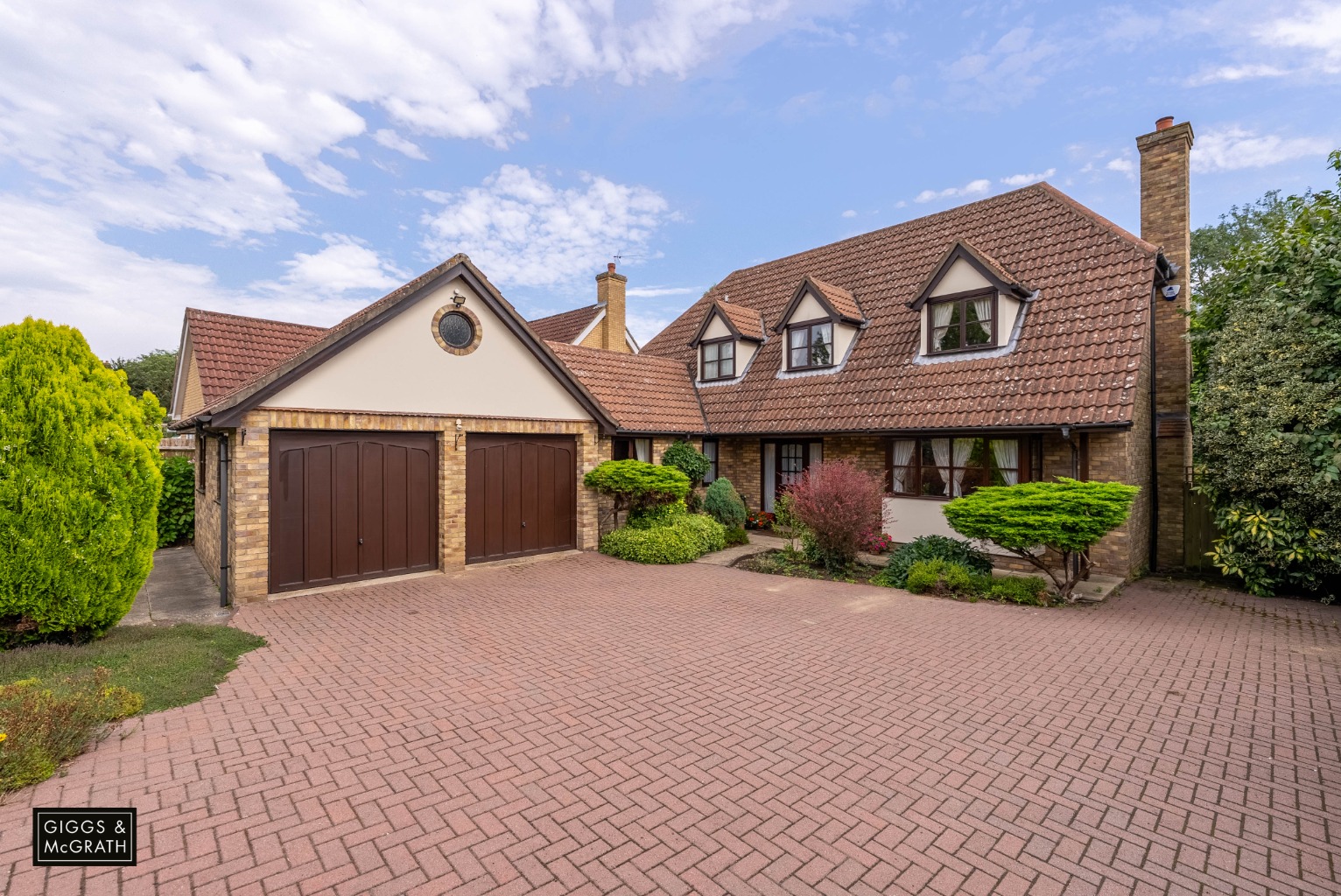 4 bed detached house for sale in Main Street, Huntingdon  - Property Image 1