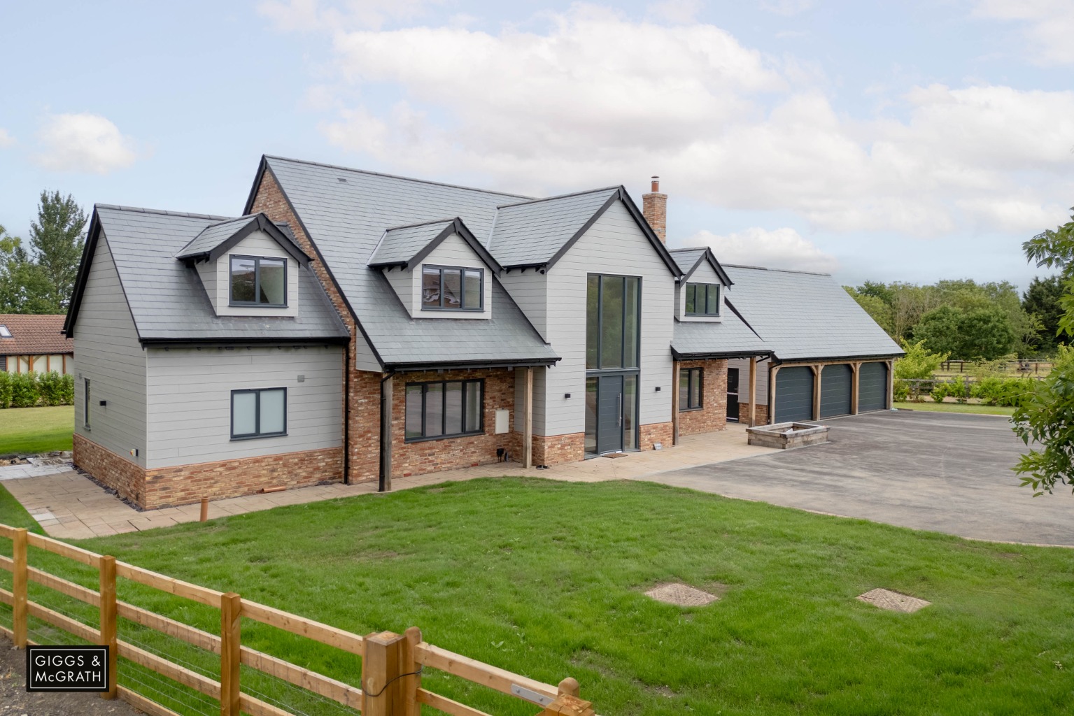 5 bed detached house for sale in Fen Road, Huntingdon, PE28