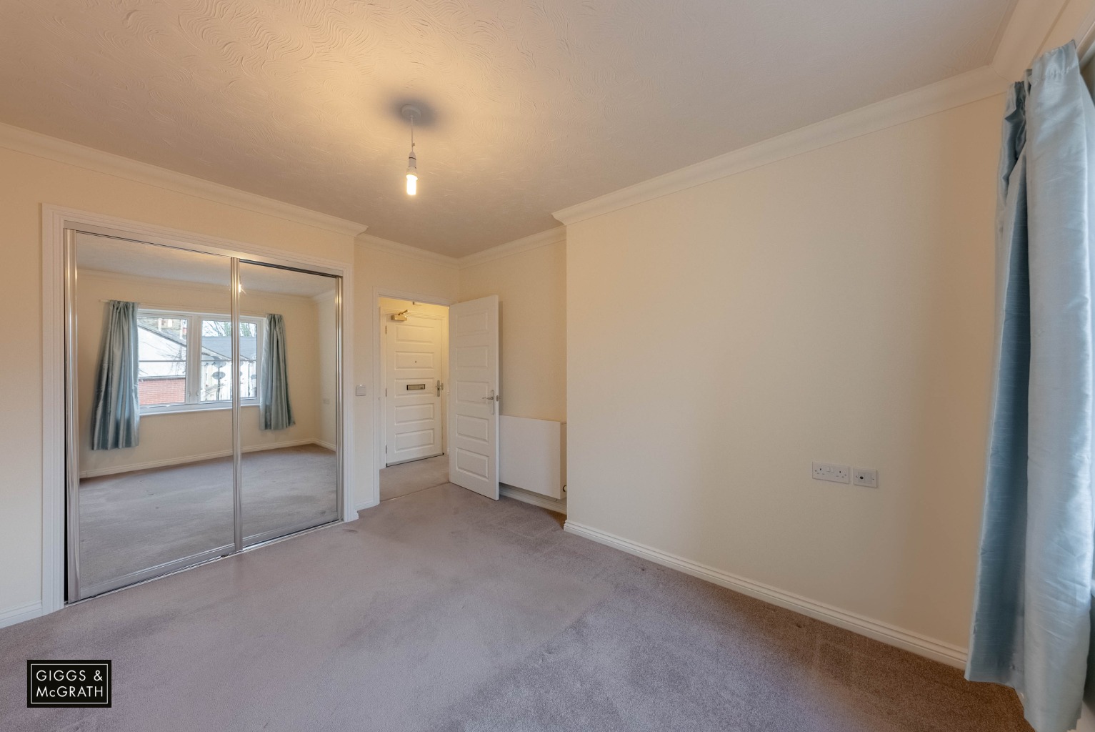 1 bed flat for sale, Huntingdon  - Property Image 4