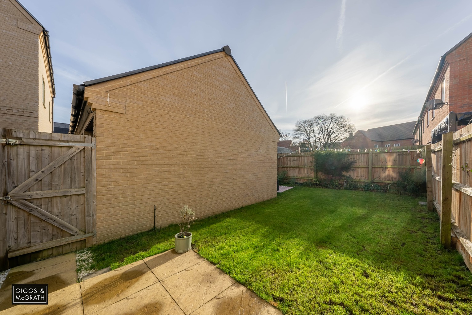 3 bed semi-detached house for sale in Central Avenue, Huntingdon  - Property Image 14