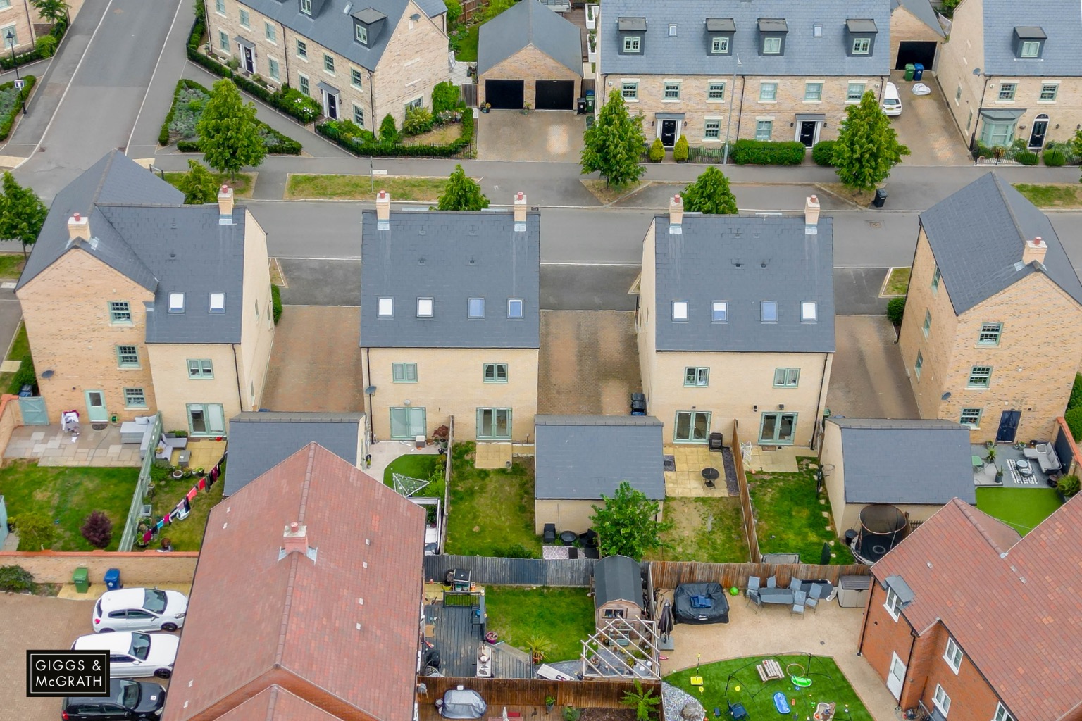 3 bed semi-detached house for sale in Central Avenue, Huntingdon 11