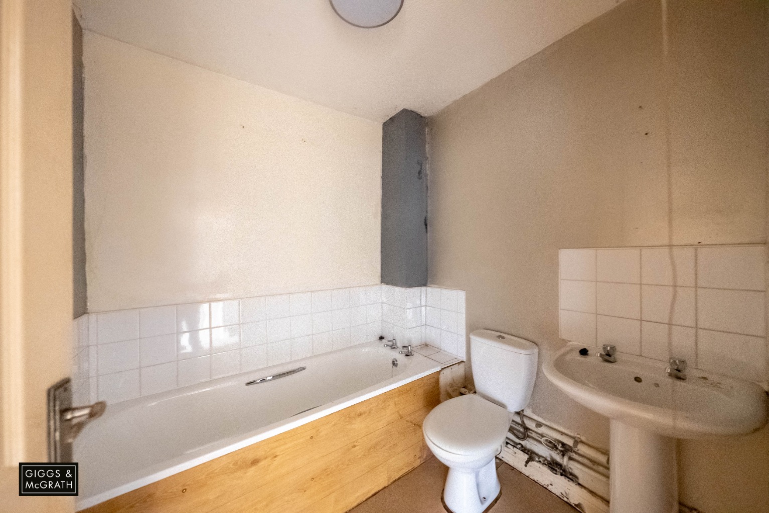 1 bed ground floor flat for sale in Mill Common, Huntingdon  - Property Image 7