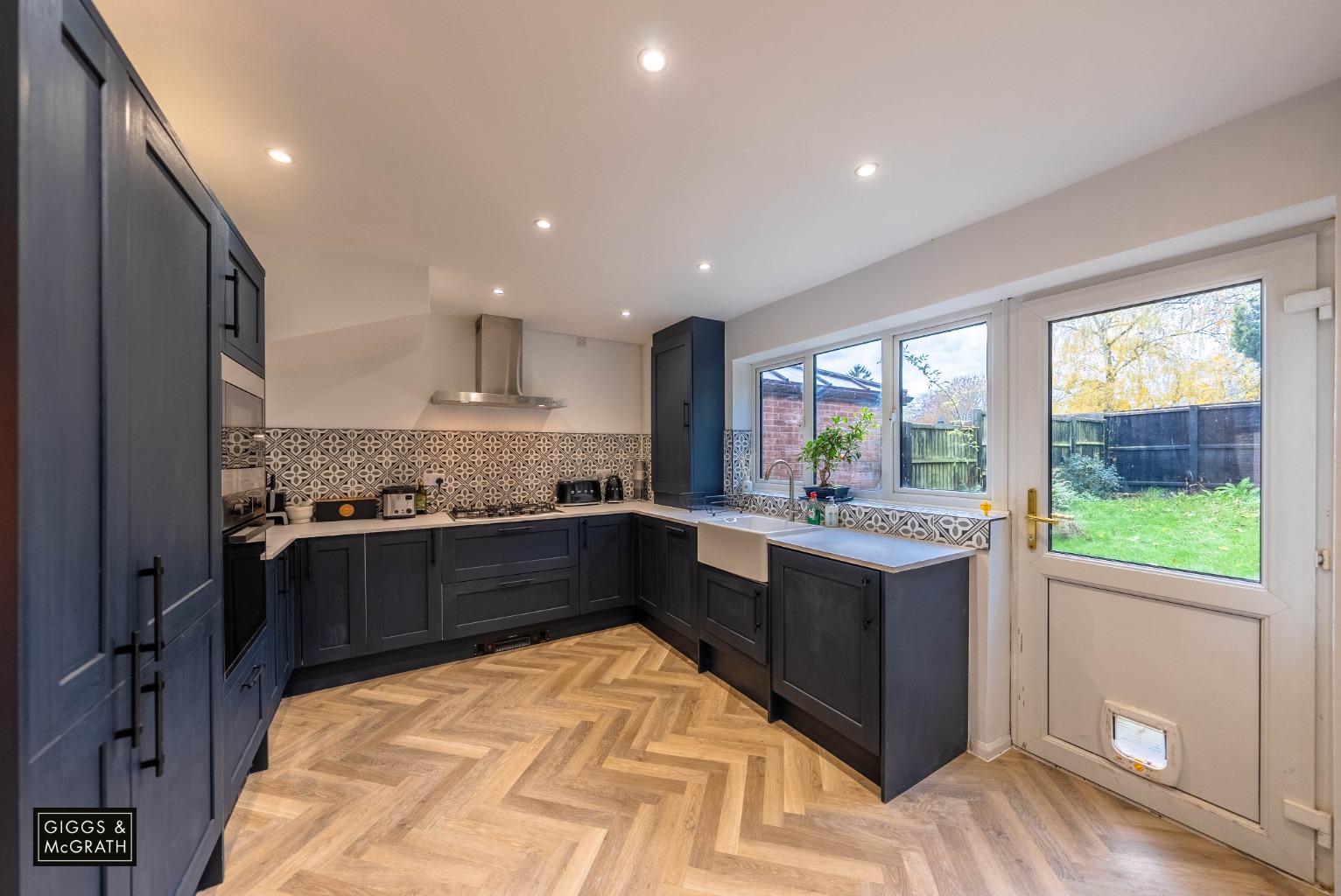 3 bed end of terrace house for sale in St Marys Road, Huntingdon 2