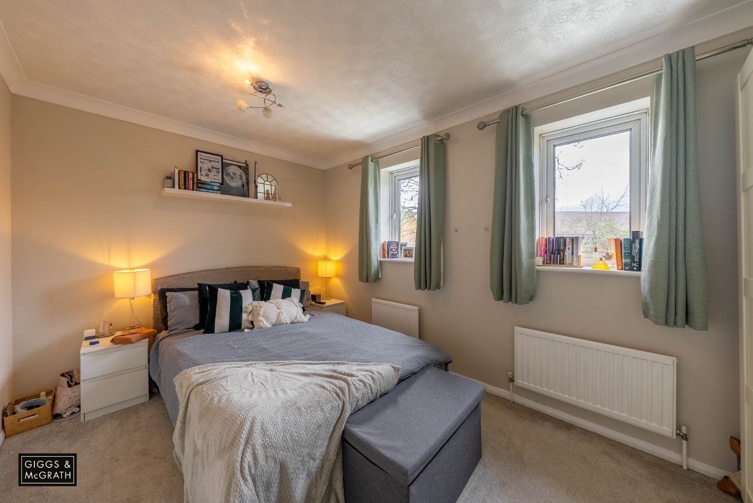 2 bed end of terrace house for sale in Orchard Close, Huntingdon 8