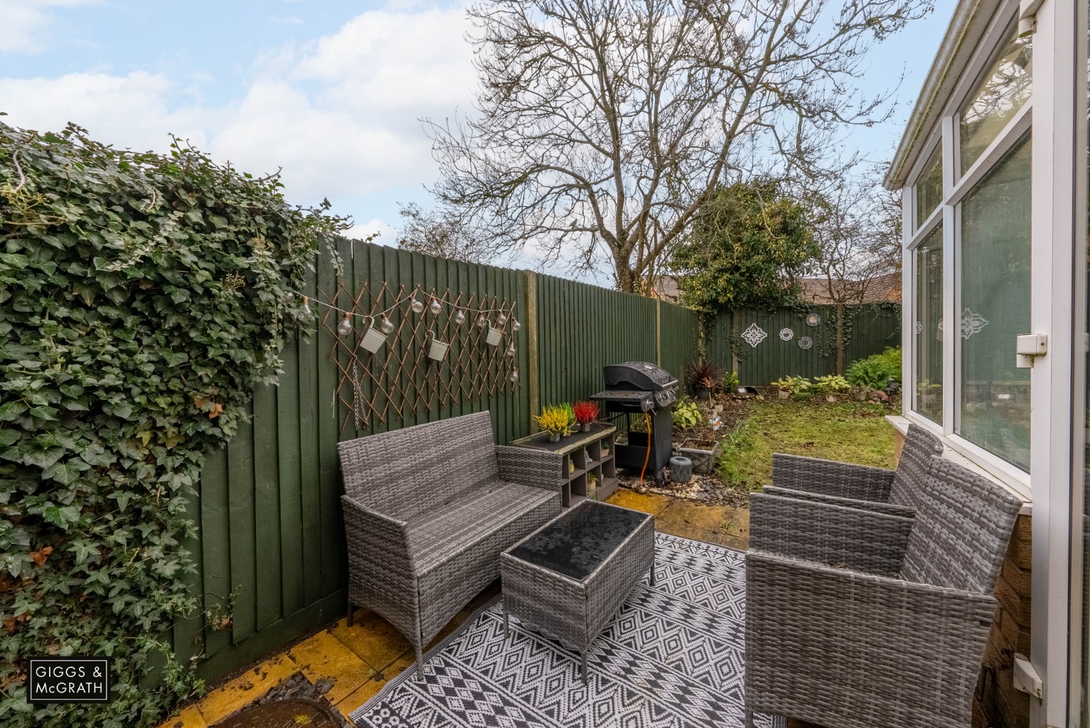 2 bed end of terrace house for sale in Orchard Close, Huntingdon  - Property Image 18