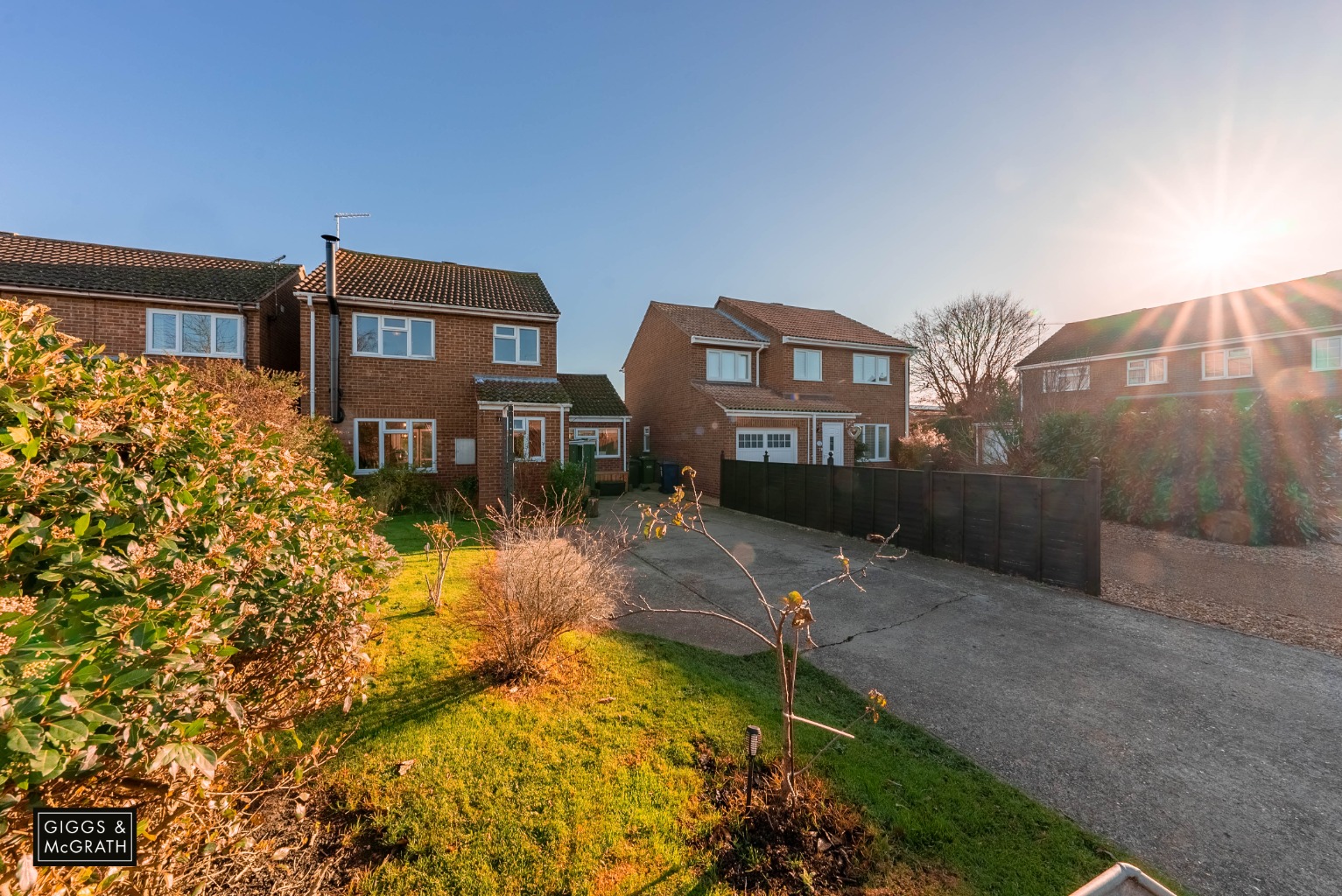 3 bed detached house for sale in Greenfields, Huntingdon  - Property Image 1