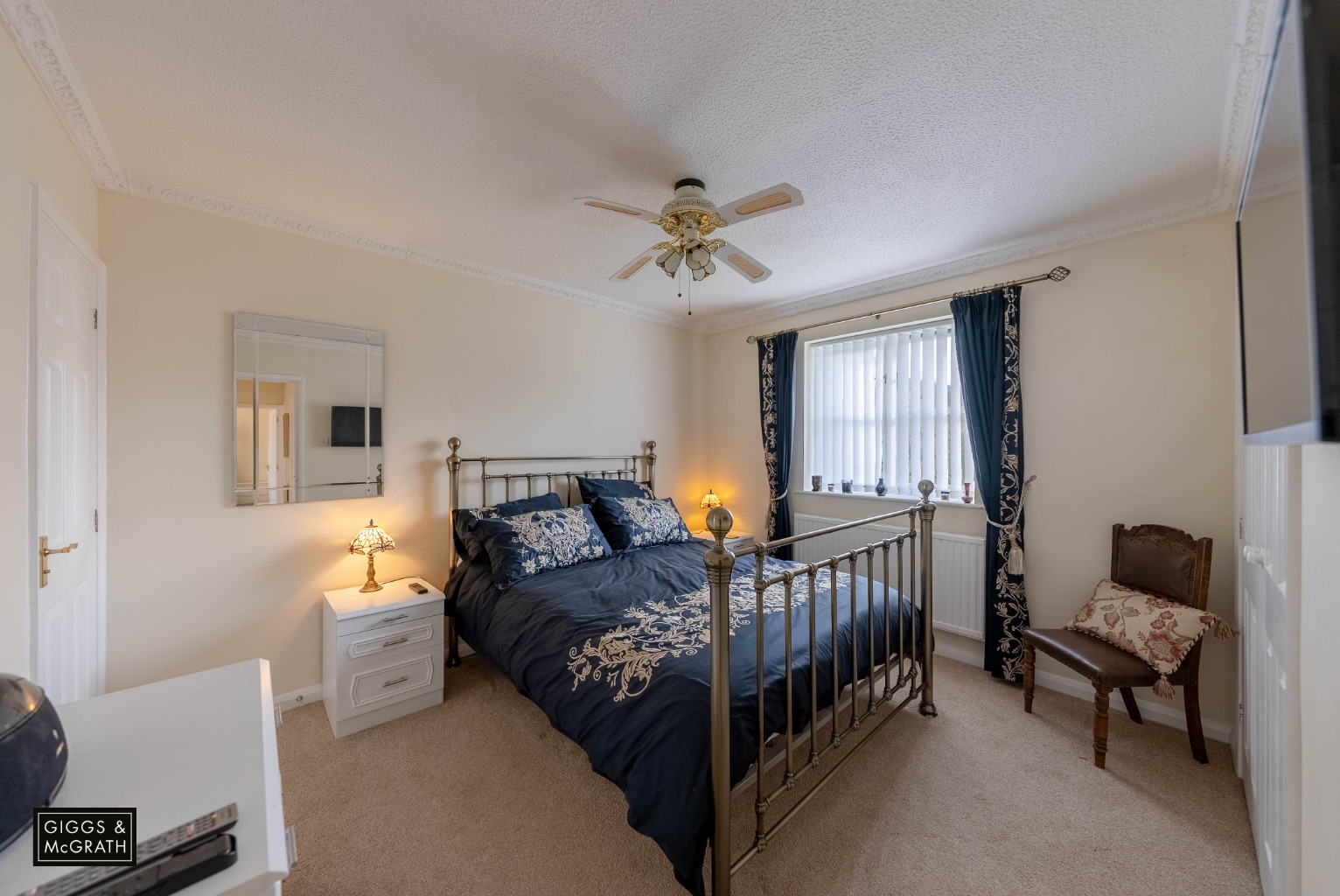 4 bed detached house for sale in Tawny Crescent, Huntingdon  - Property Image 10