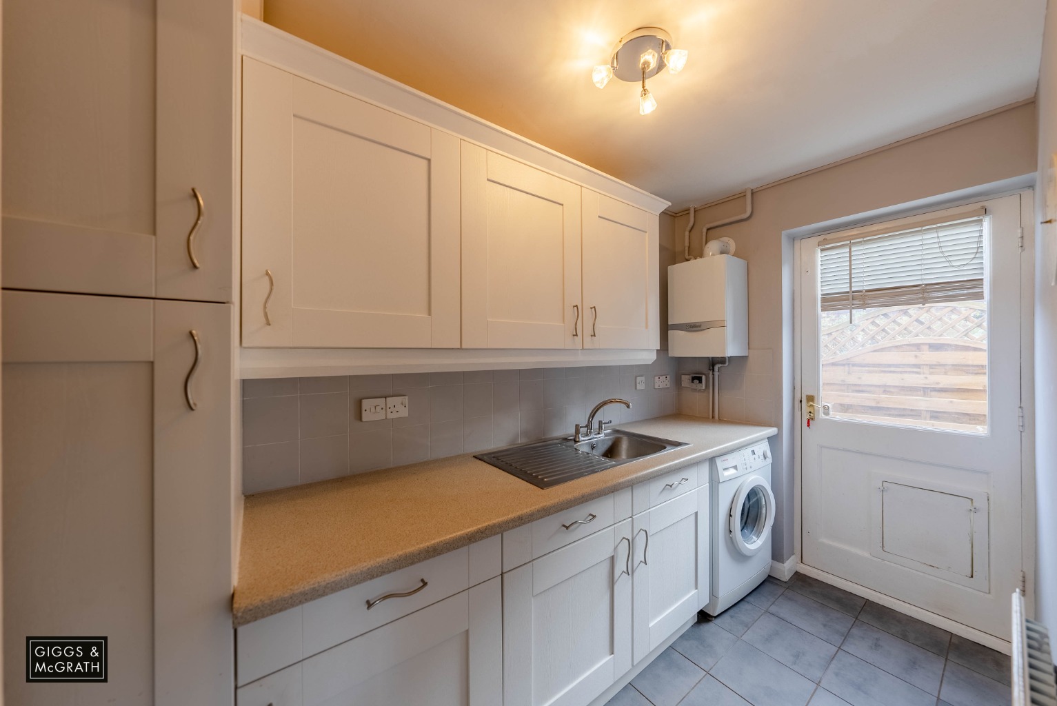 4 bed detached house for sale in Tawny Crescent, Huntingdon 4