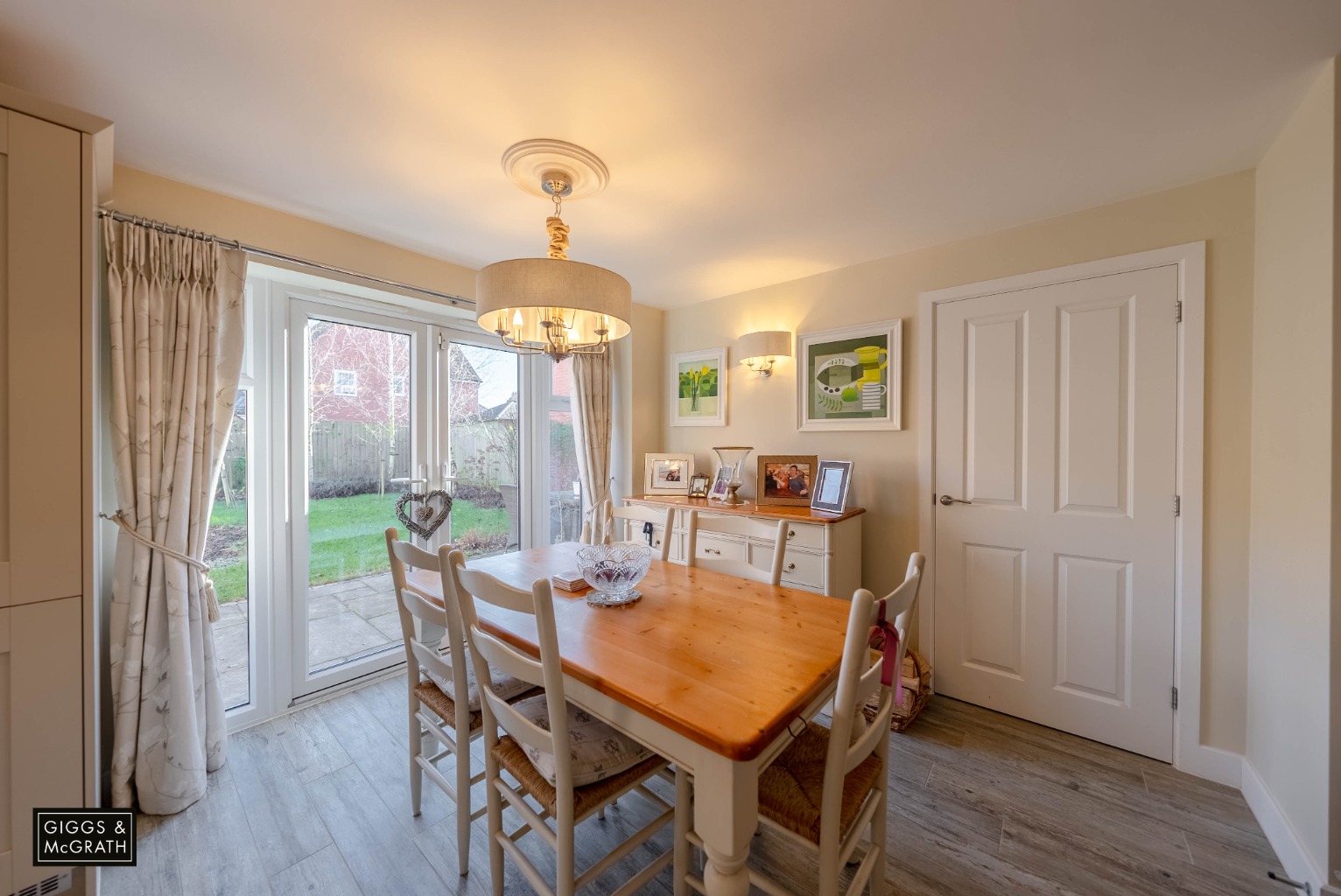 5 bed detached house for sale in Mahaddie Way, Huntingdon  - Property Image 7