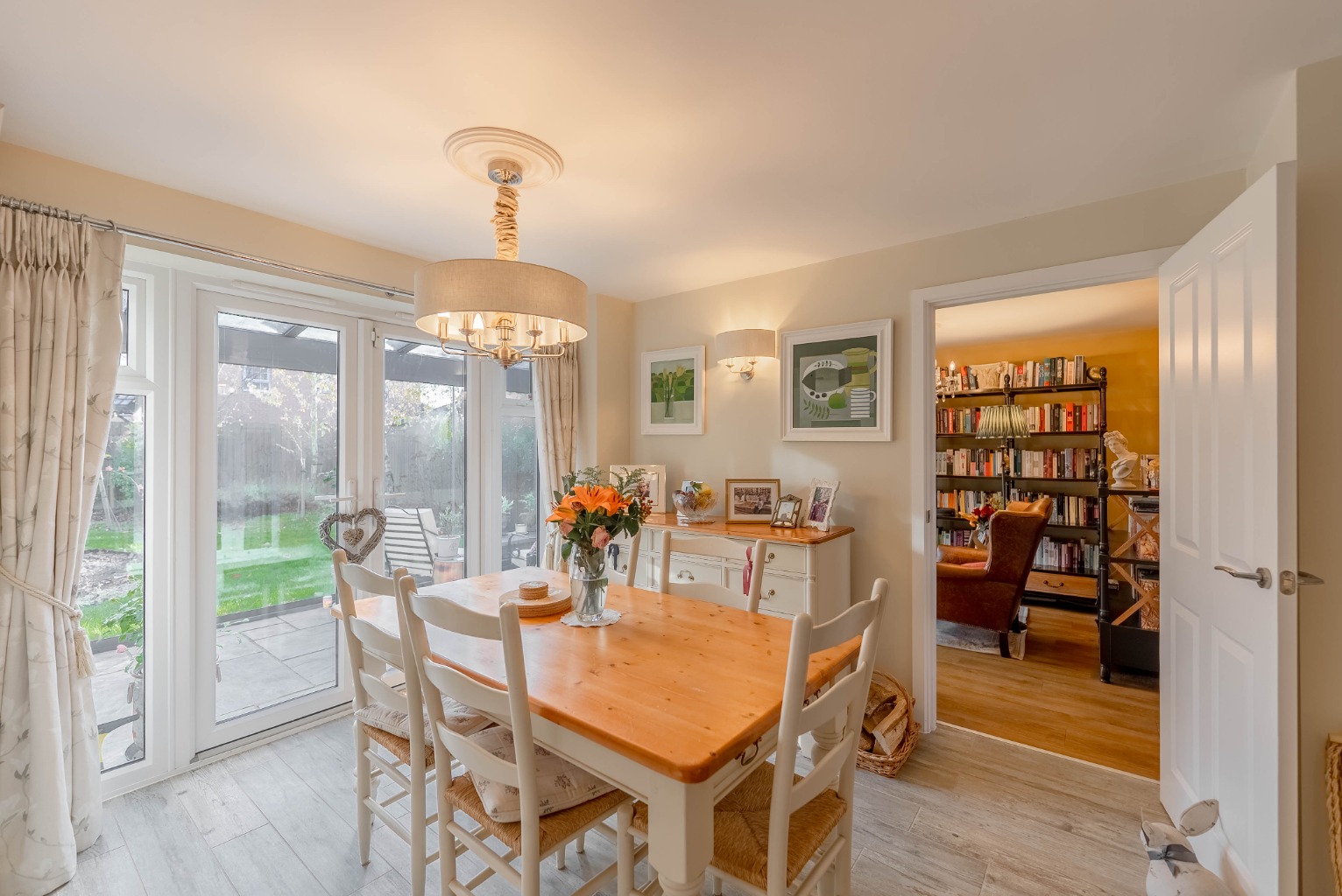 5 bed detached house for sale in Mahaddie Way, Huntingdon 4