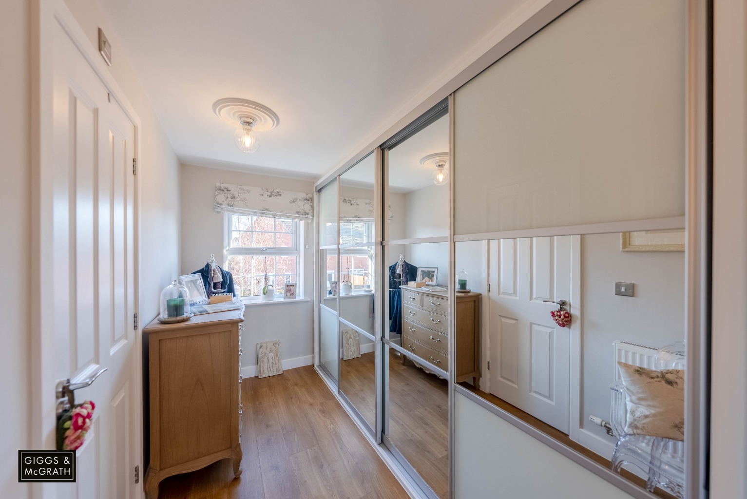 5 bed detached house for sale in Mahaddie Way, Huntingdon  - Property Image 14