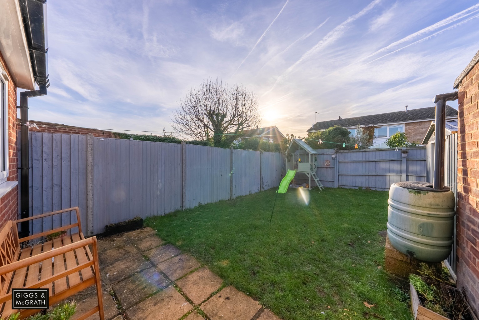 2 bed semi-detached house for sale in Lancelot Way, Huntingdon  - Property Image 17