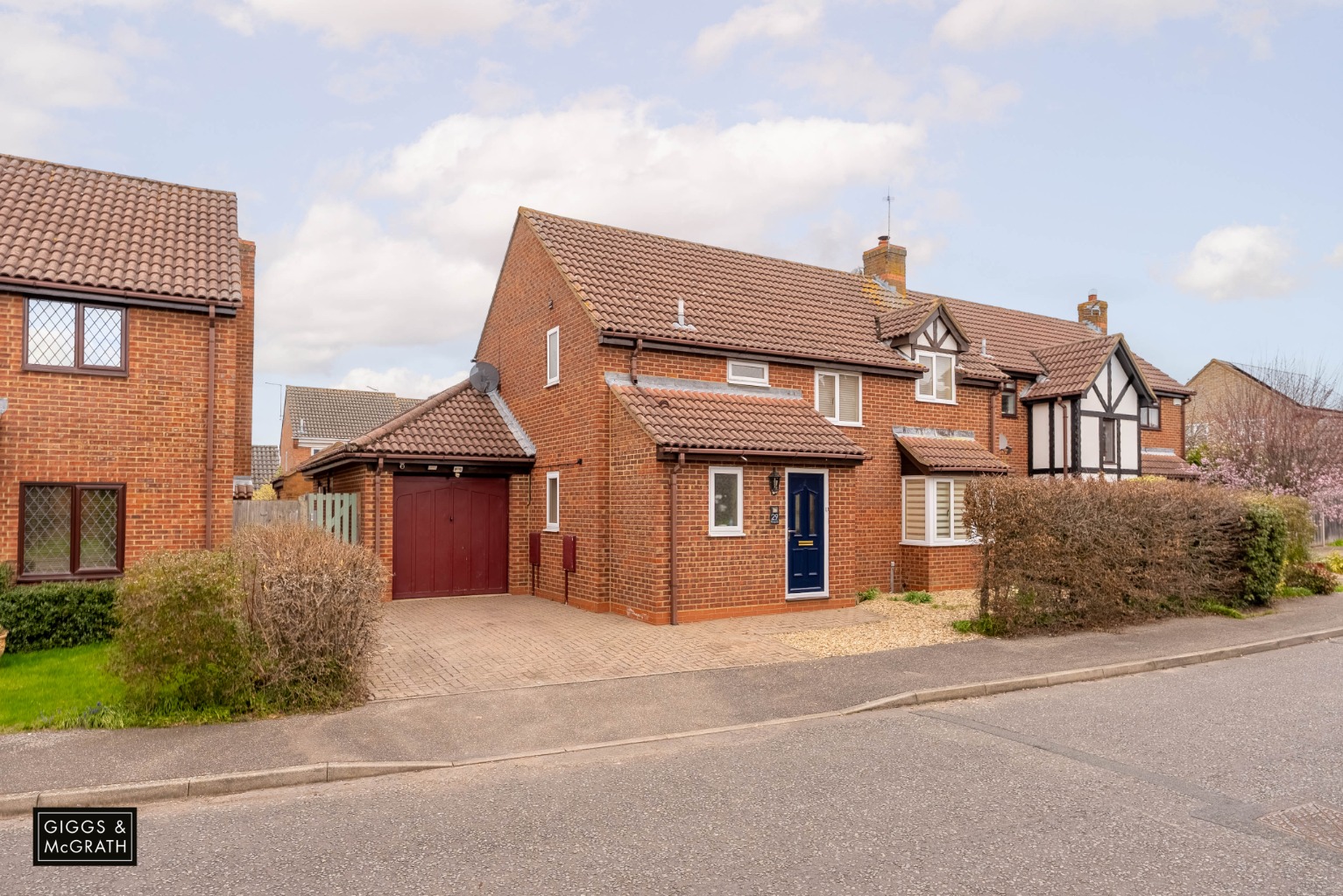 3 bed detached house for sale in Bluegate, Huntingdon  - Property Image 1