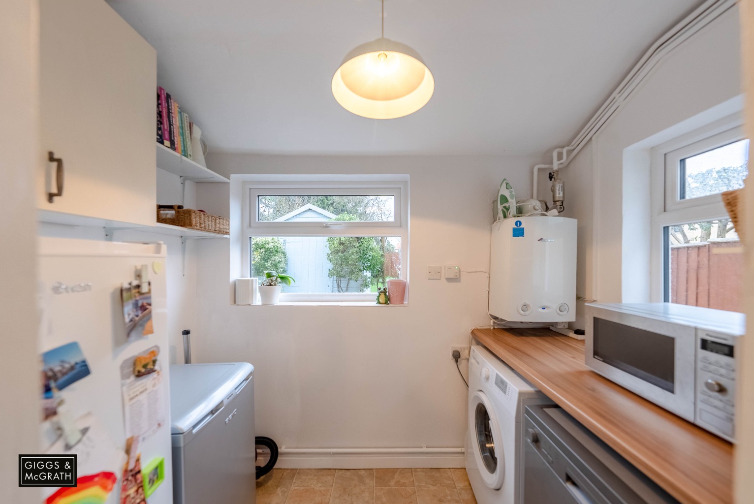 2 bed end of terrace house for sale in Parkhall Road, Huntingdon 6