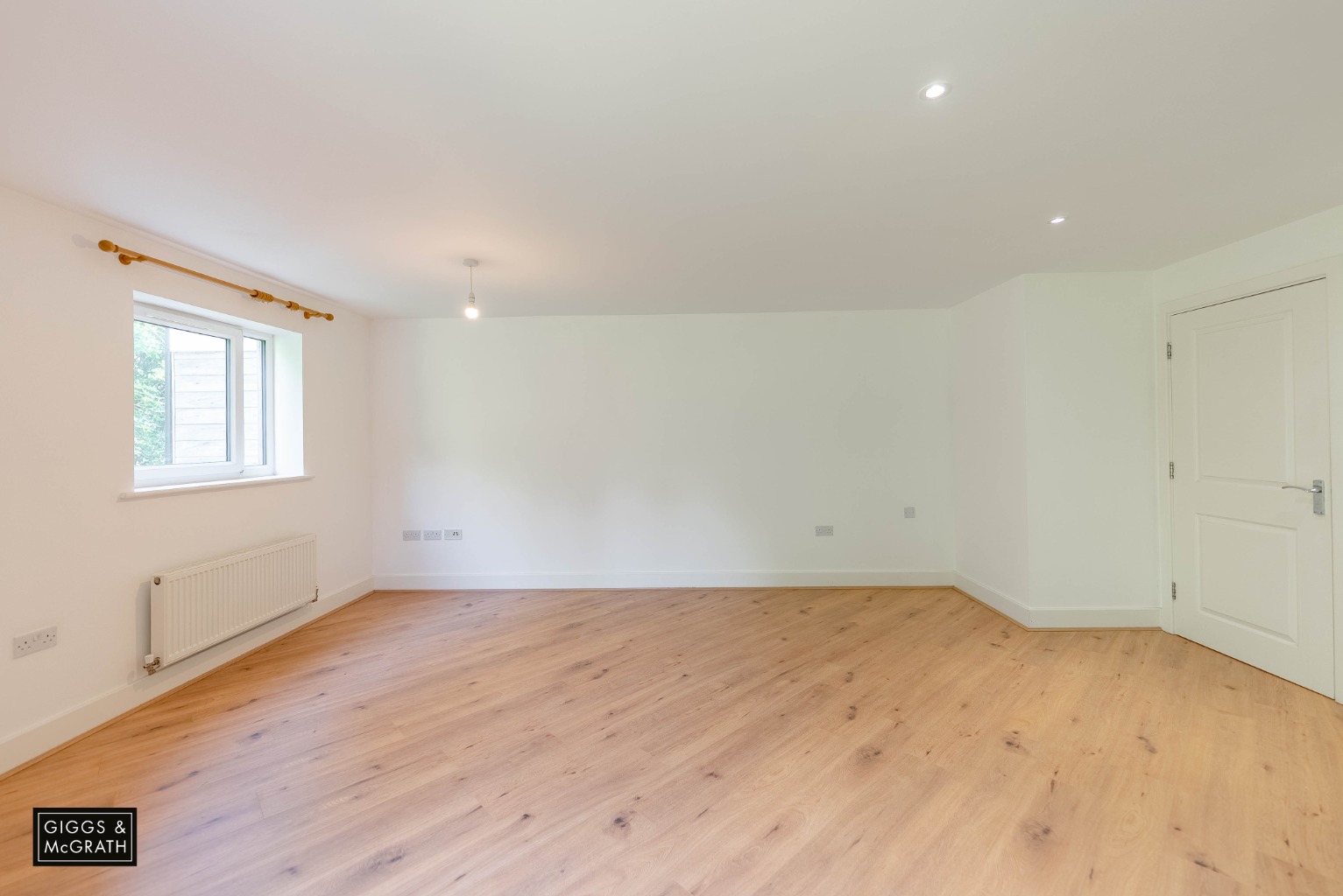 2 bed flat for sale in Percy Green Place, Huntingdon  - Property Image 5