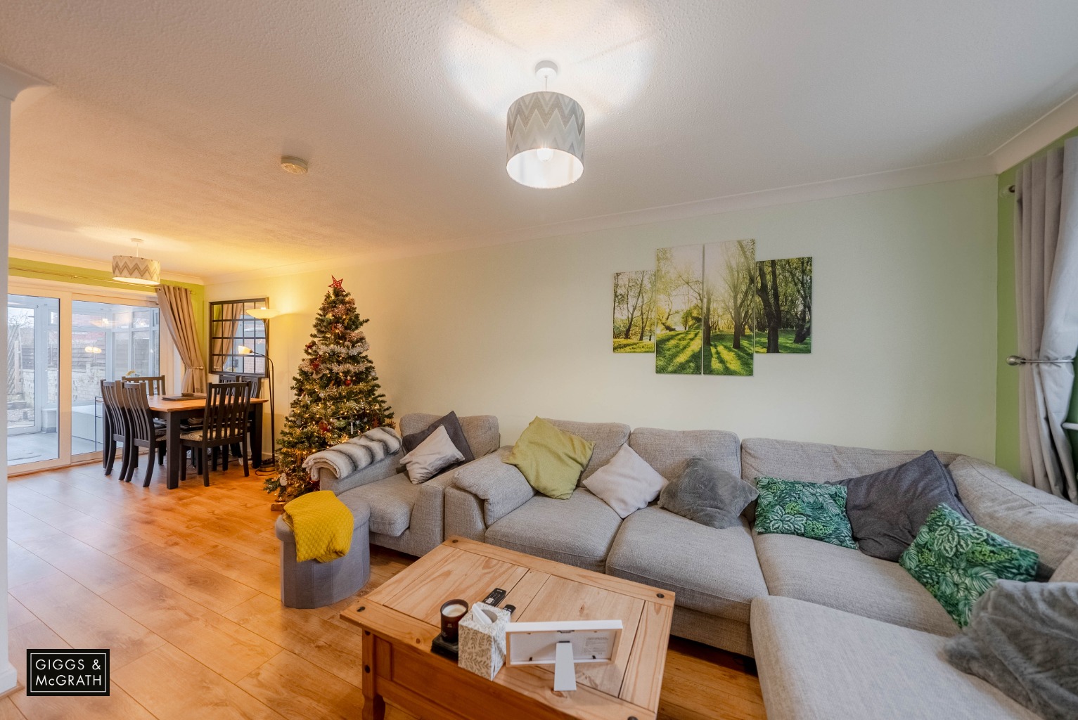 3 bed detached house for sale in Loftsteads, Huntingdon 1