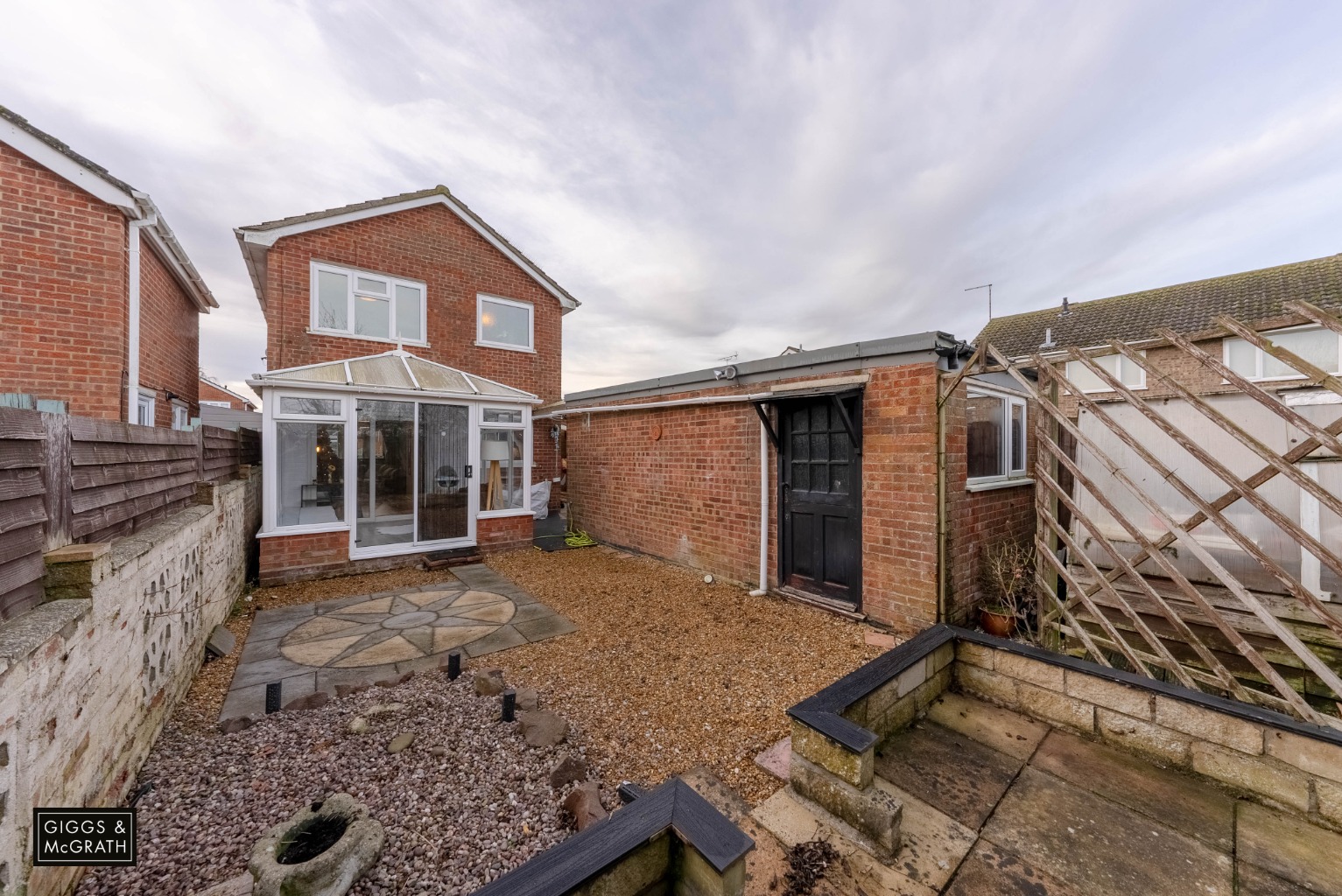 3 bed detached house for sale in Loftsteads, Huntingdon 13