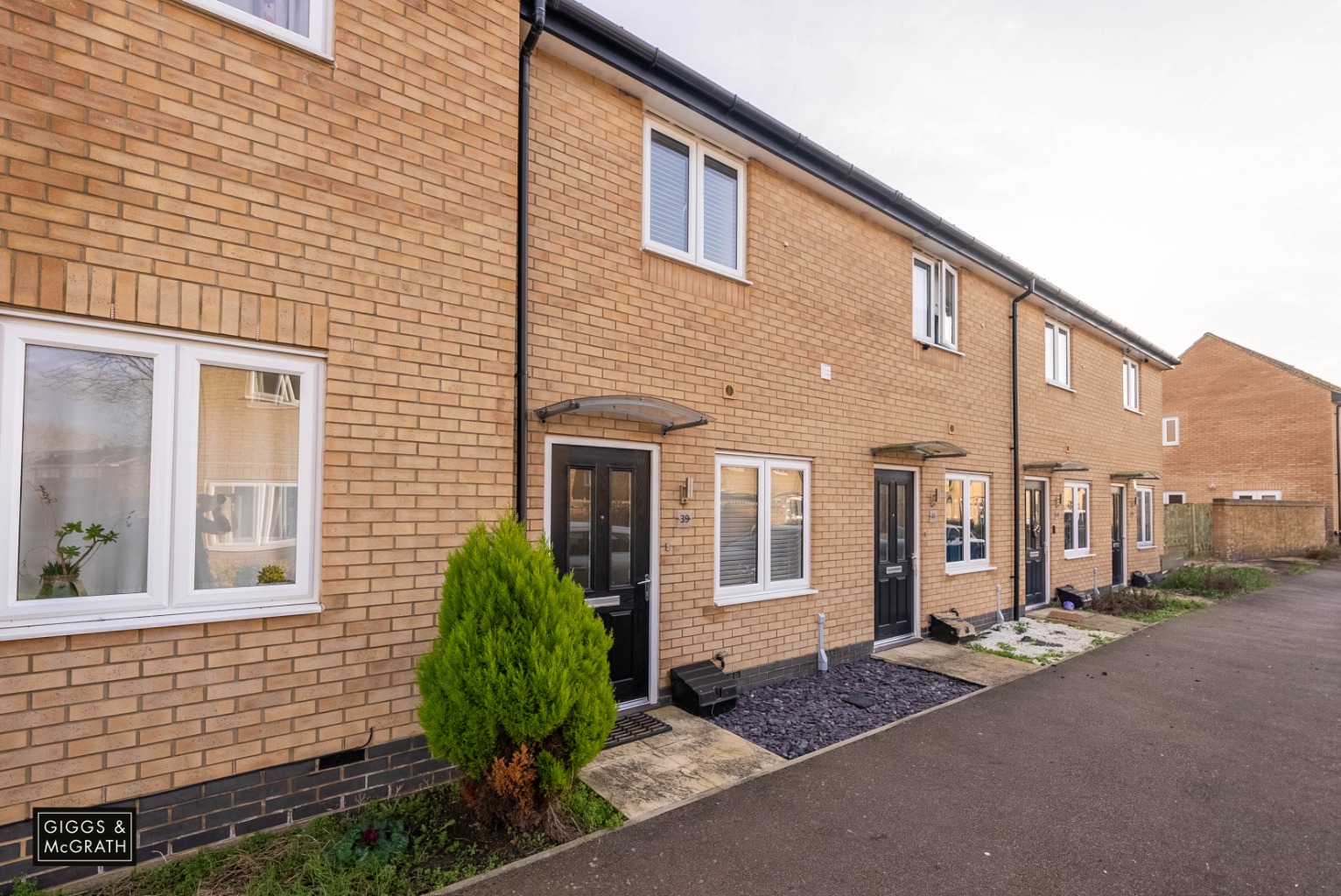 2 bed terraced house for sale in Wheatstone Road, Huntingdon  - Property Image 1