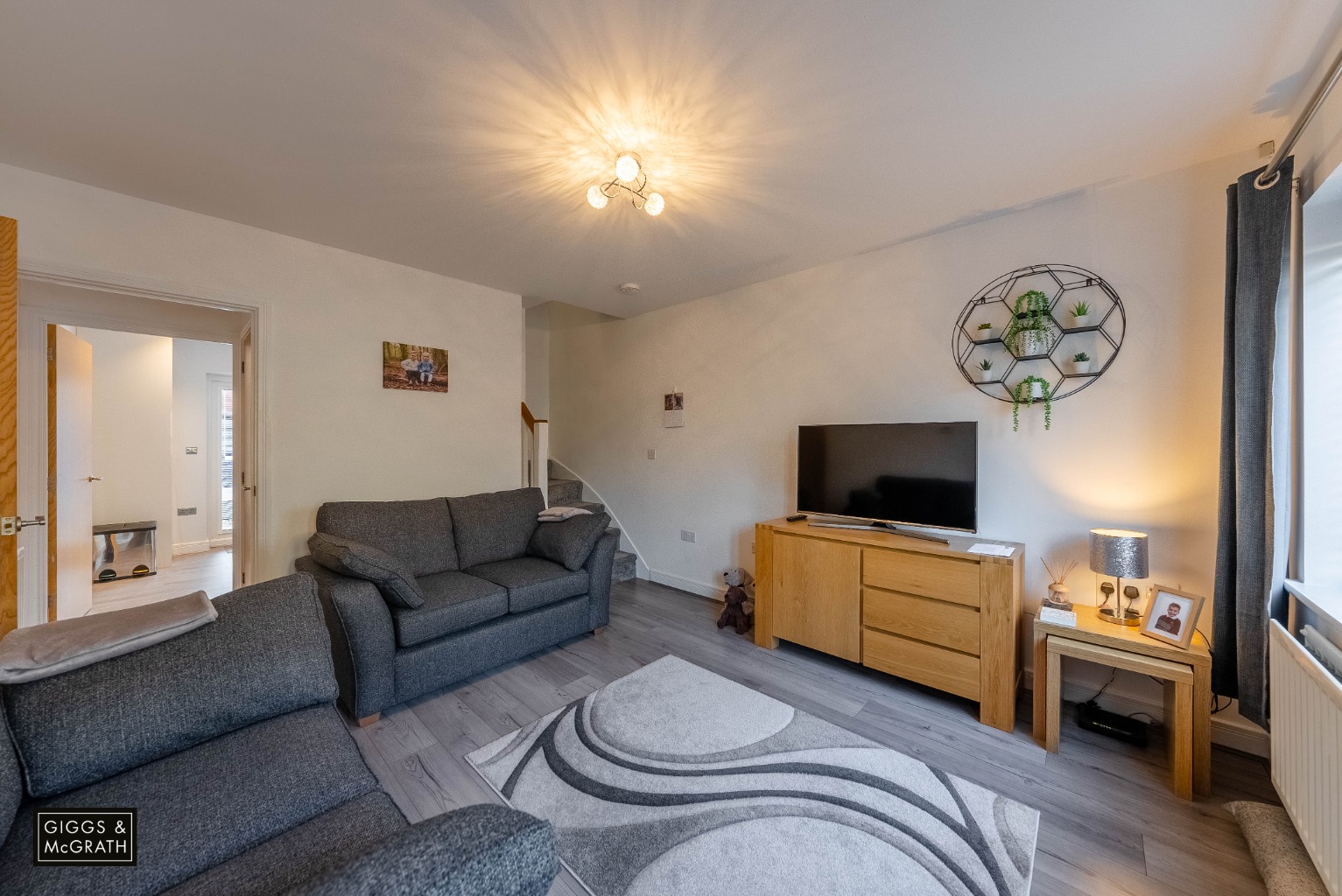 2 bed terraced house for sale in Wheatstone Road, Huntingdon  - Property Image 6