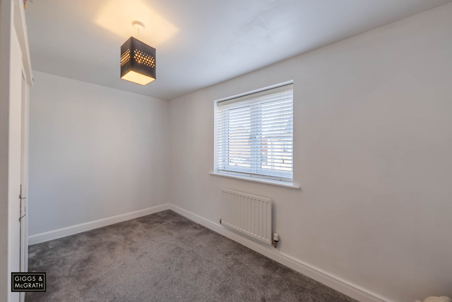 2 bed terraced house for sale in Wheatstone Road, Huntingdon  - Property Image 8