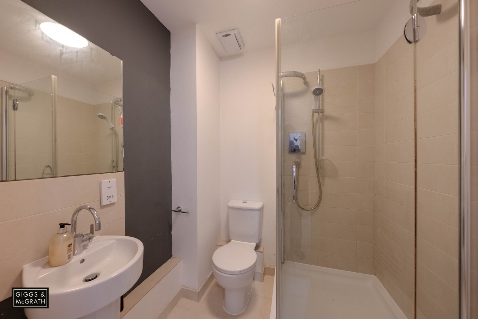 2 bed ground floor maisonette for sale in Walden Grove, Huntingdon  - Property Image 5